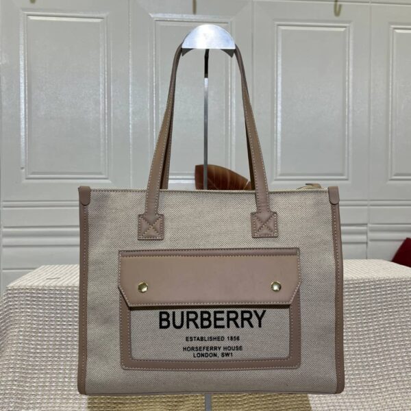 New Burberry Classic Tote Bags