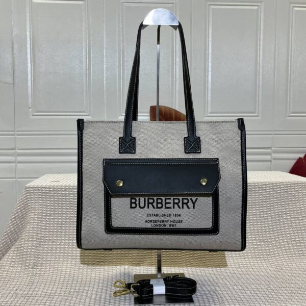 New Burberry Classic Tote Bags - Image 7