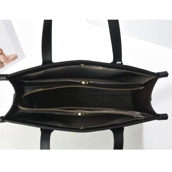 Classy Fashionable 3in1 Handbags. - Image 8